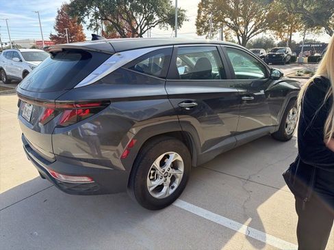 Certified 2024 Hyundai Tucson SE image 3