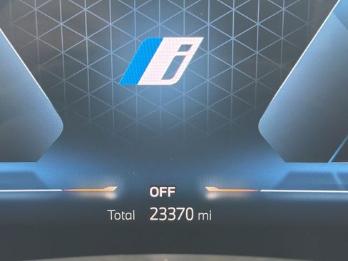 Used 2025 BMW i4 eDrive40 w/ Premium Package RWD image 23