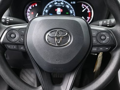 Certified 2025 Toyota RAV4 LE AWD/4WD image 27