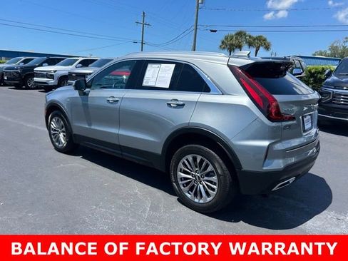 Used 2025 Cadillac XT4 Premium Luxury FWD image 4
