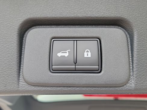 New 2026 Nissan Rogue Platinum image 10