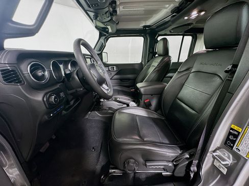 Used 2023 Jeep Wrangler Unlimited Sahara AWD/4WD image 13