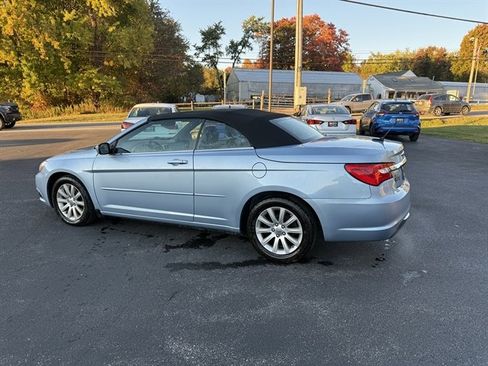 Used 2012 Chrysler 200 Touring image 11