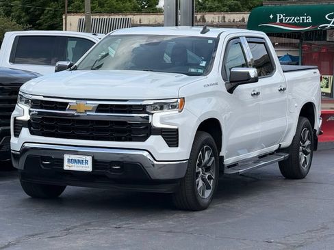 Used 2023 Chevrolet Silverado 1500 LT AWD/4WD image 3