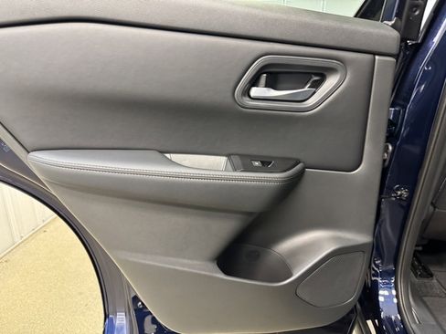 Certified 2026 Nissan Rogue SV image 14