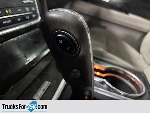 Used 2015 Lincoln Navigator 4WD image 24