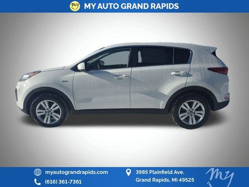 Used 2019 Kia Sportage LX image 8