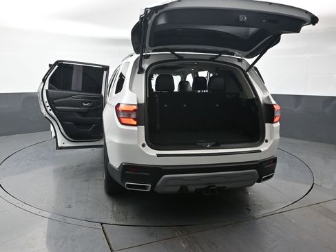 Used 2023 Honda Pilot Elite image 48