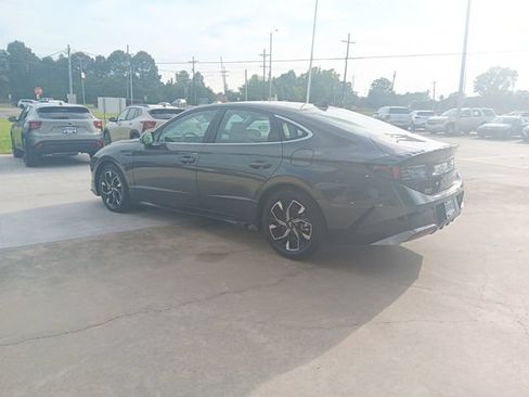 Used 2025 Hyundai Sonata SEL FWD image 6