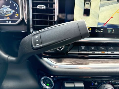 Used 2025 Chevrolet Silverado 3500 LTZ w/ LTZ Plus Package image 20