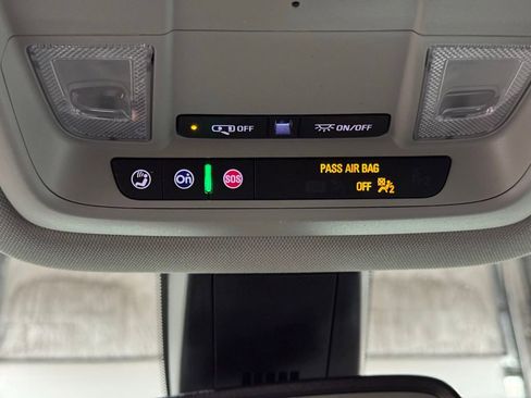 Certified 2023 GMC Acadia SLT w/ Technology Package image 37