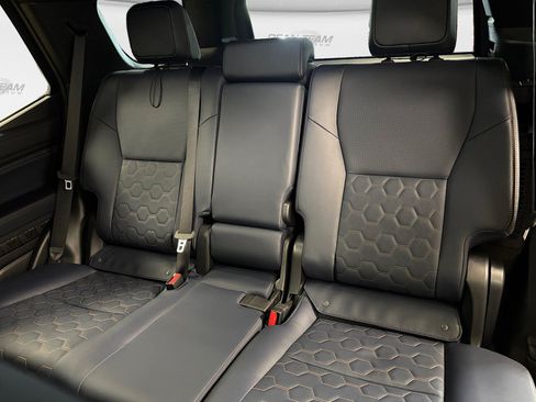 Used 2026 Toyota 4Runner Platinum AWD/4WD image 38
