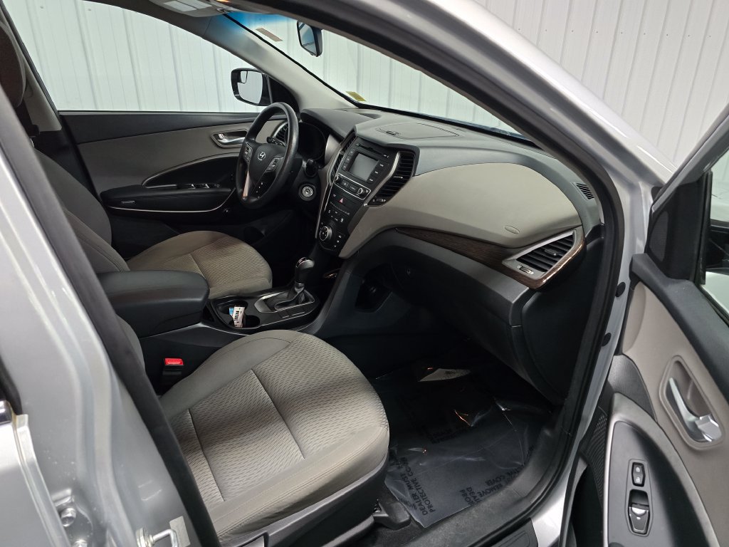 Used 2018 Hyundai Santa Fe Sport FWD image 23
