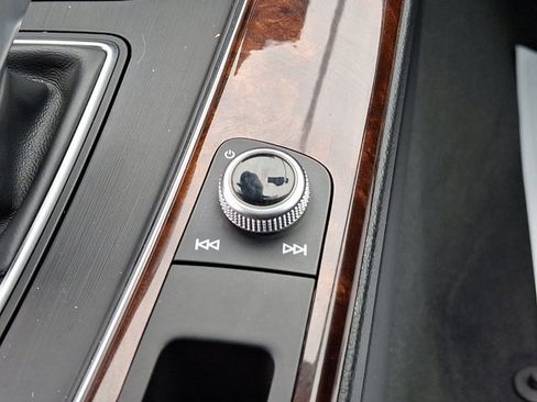 Used 2019 Audi A4 2.0T Premium w/ Convenience Package image 26