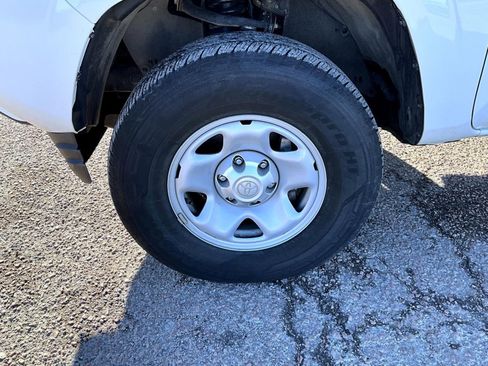 Used 2023 Toyota Tacoma SR image 22