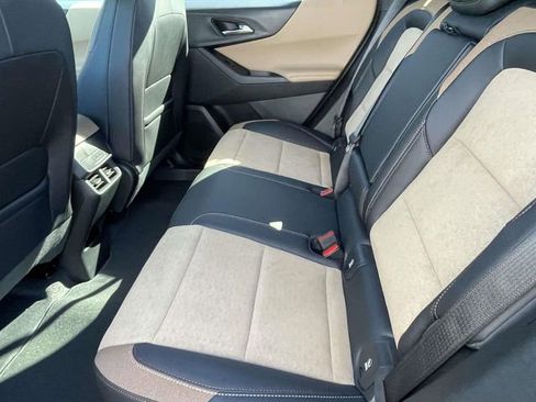 New 2026 Chevrolet Equinox ACTIV image 7