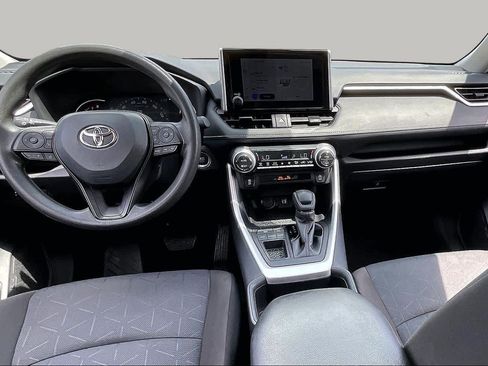 Used 2025 Toyota RAV4 XLE FWD image 13