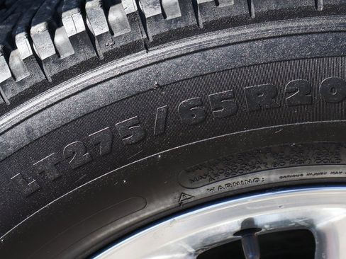 Used 2012 Ford F250 Lariat w/ Lariat Interior Pkg image 45