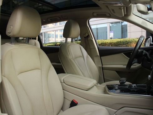 Used 2017 Audi Q7 3.0T Premium Plus image 30