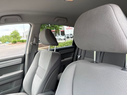 Used 2011 Honda CR-V SE image 8