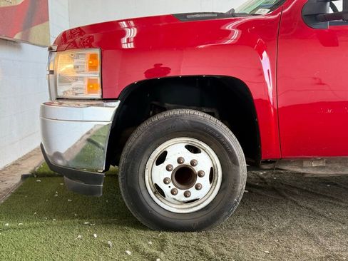 Used 2013 Chevrolet Silverado 3500 W/T image 15