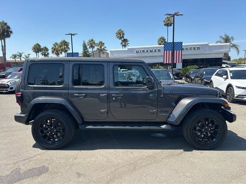 Used 2021 Jeep Wrangler Unlimited Sahara image 42