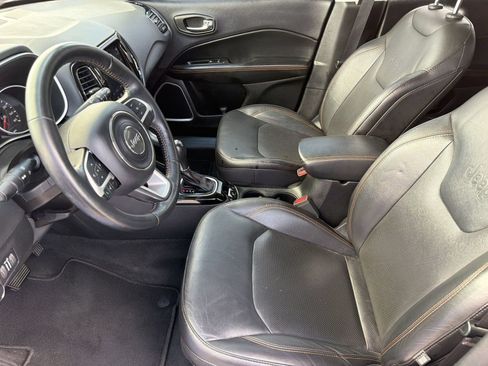 Used 2018 Jeep Compass Limited FWD image 5
