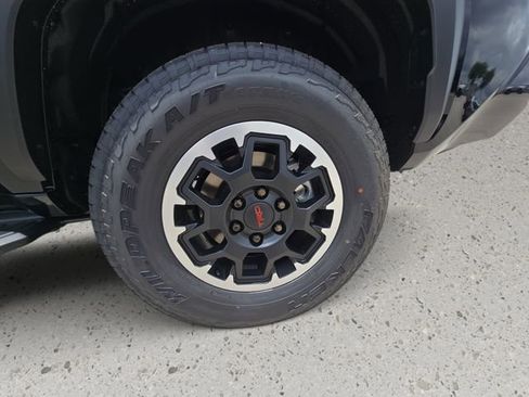 New 2026 Toyota 4Runner TRD Off-Road Premium AWD/4WD image 33