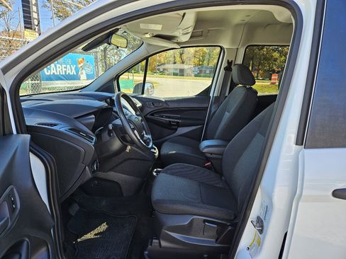Used 2018 Ford Transit Connect XL image 10
