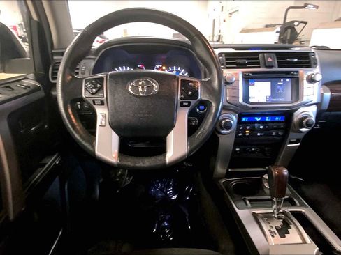 Used 2019 Toyota 4Runner Limited image 5