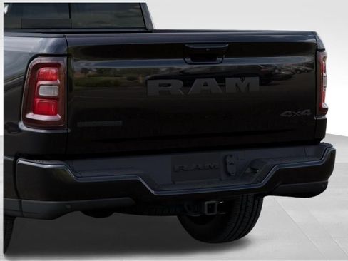 New 2026 RAM 1500 4x4 Crew Cab image 13