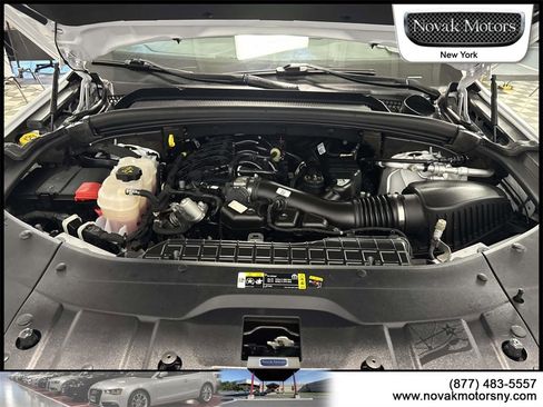 Used 2023 Jeep Grand Cherokee L Laredo image 15