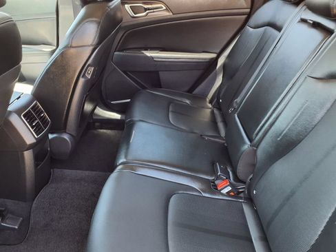 Certified 2026 Kia Sportage EX FWD image 11