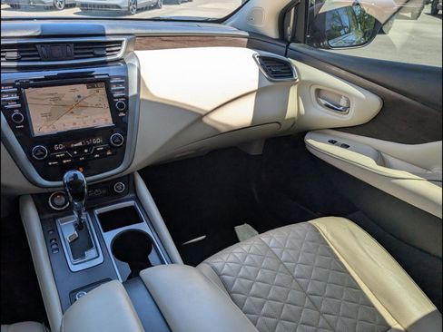 Used 2020 Nissan Murano Platinum w/ Cargo Package FWD image 9