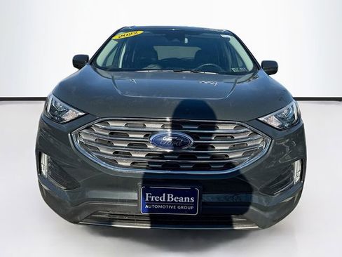Used 2022 Ford Edge SEL w/ Convenience Package image 2