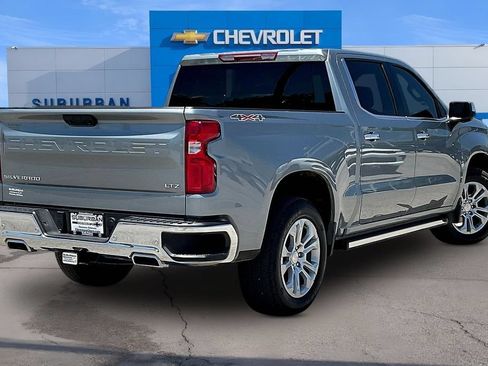 Used 2025 Chevrolet Silverado 1500 LTZ AWD/4WD image 4