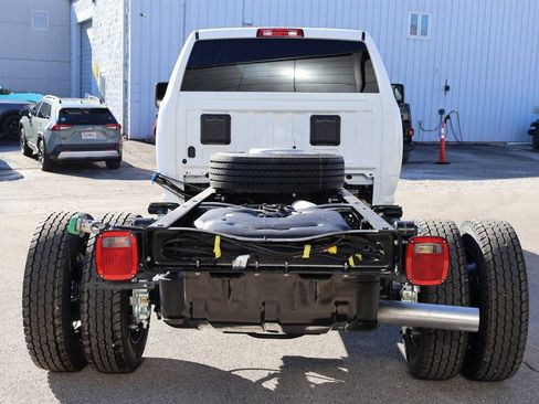 New 2026 RAM 5500 Tradesman AWD/4WD image 4