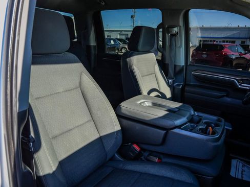 Used 2024 Chevrolet Silverado 2500 LT AWD/4WD image 44