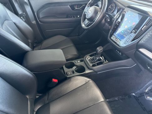 Used 2025 Subaru Forester Limited AWD/4WD image 15