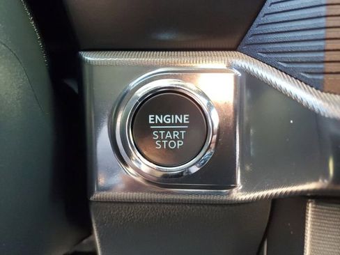 Used 2025 Ford F150 Platinum AWD/4WD image 26