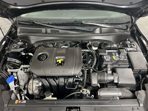 Certified 2024 Kia Forte LXS w/ LXS Technology Package image 24