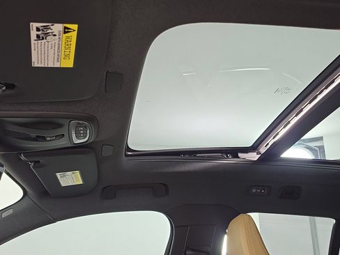 Used 2022 Volvo XC40 T5 Inscription w/ Advanced Package AWD/4WD image 34