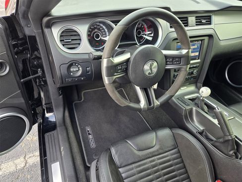 Used 2014 Ford Mustang Shelby GT500 w/ Equipment Group 821A image 25