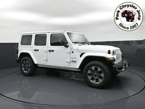 Used 2023 Jeep Wrangler Unlimited Sahara w/ LED Lighting Group AWD/4WD image 1