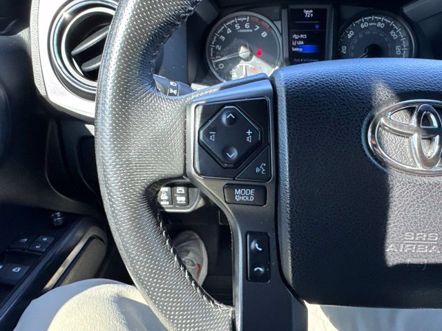 Used 2021 Toyota Tacoma TRD Sport w/ Technology Package AWD/4WD image 22