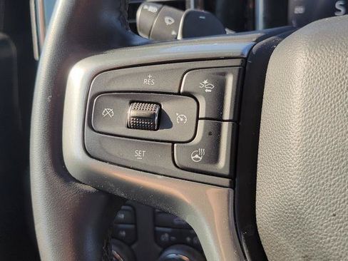 Used 2023 Chevrolet Silverado 1500 LT w/ Z71 Off-Road Package AWD/4WD image 13