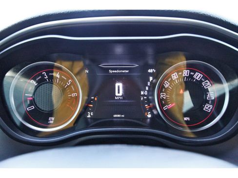 Used 2020 Dodge Challenger SXT w/ Driver Convenience Group image 18