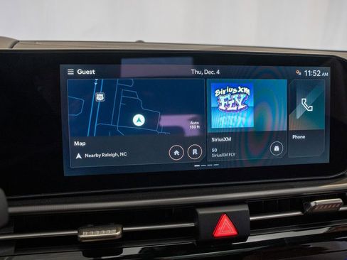 New 2026 Kia Sportage SX image 9