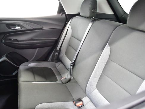 Used 2025 Chevrolet TrailBlazer LT FWD image 13