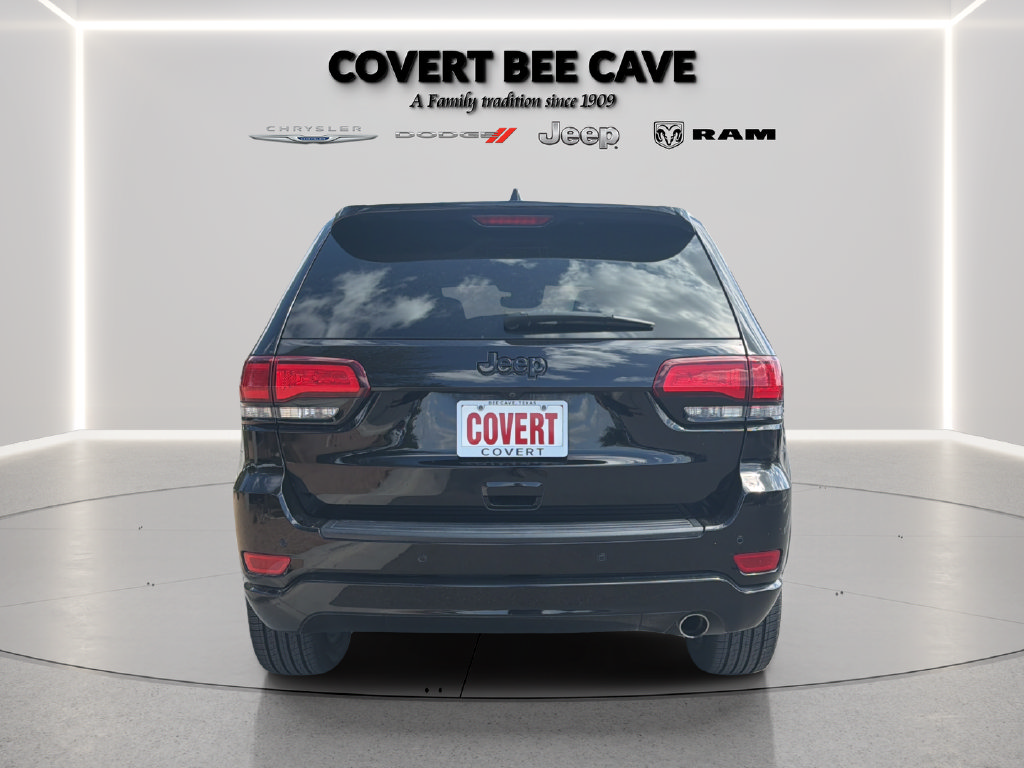Used 2020 Jeep Grand Cherokee Altitude RWD image 9